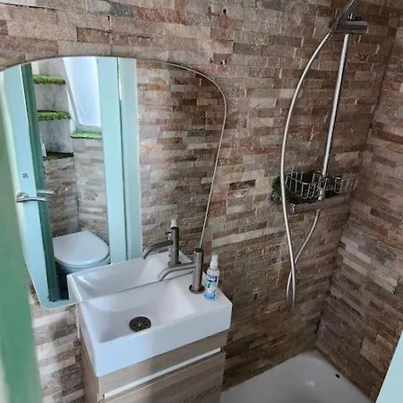 Historical Canal View Penthouse Center Daire
